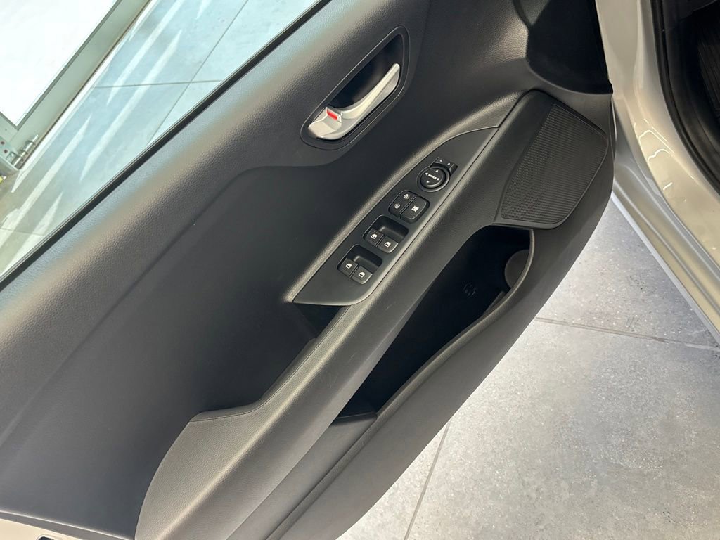 Used 2022 Kia Rio LX image 13