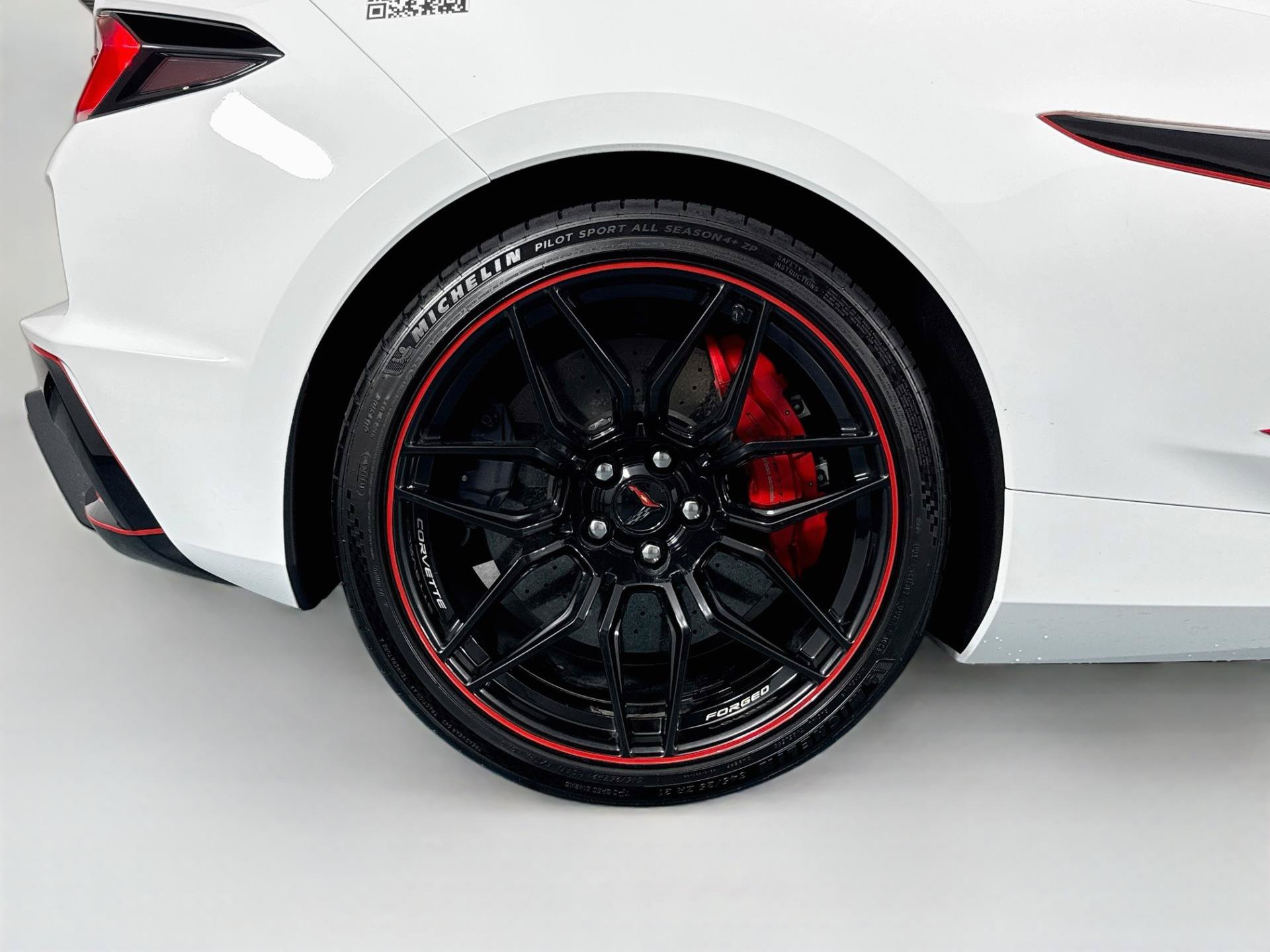 Used 2025 Chevrolet Corvette Z06 w/ Z07 Performance Package RWD image 58