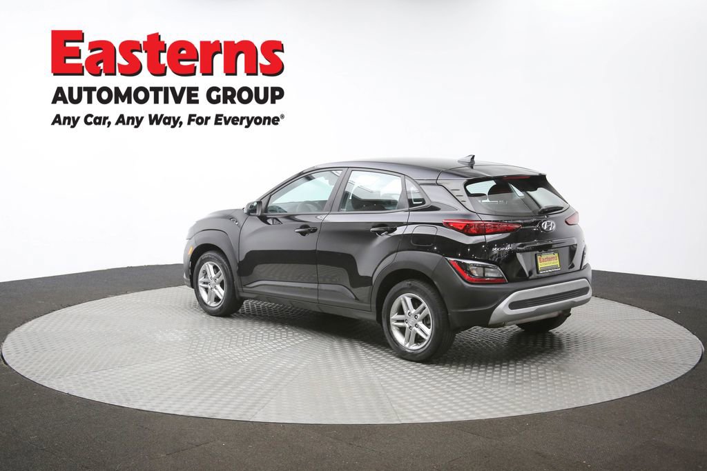 Used 2022 Hyundai Kona SE w/ Winter Weather Package image 62