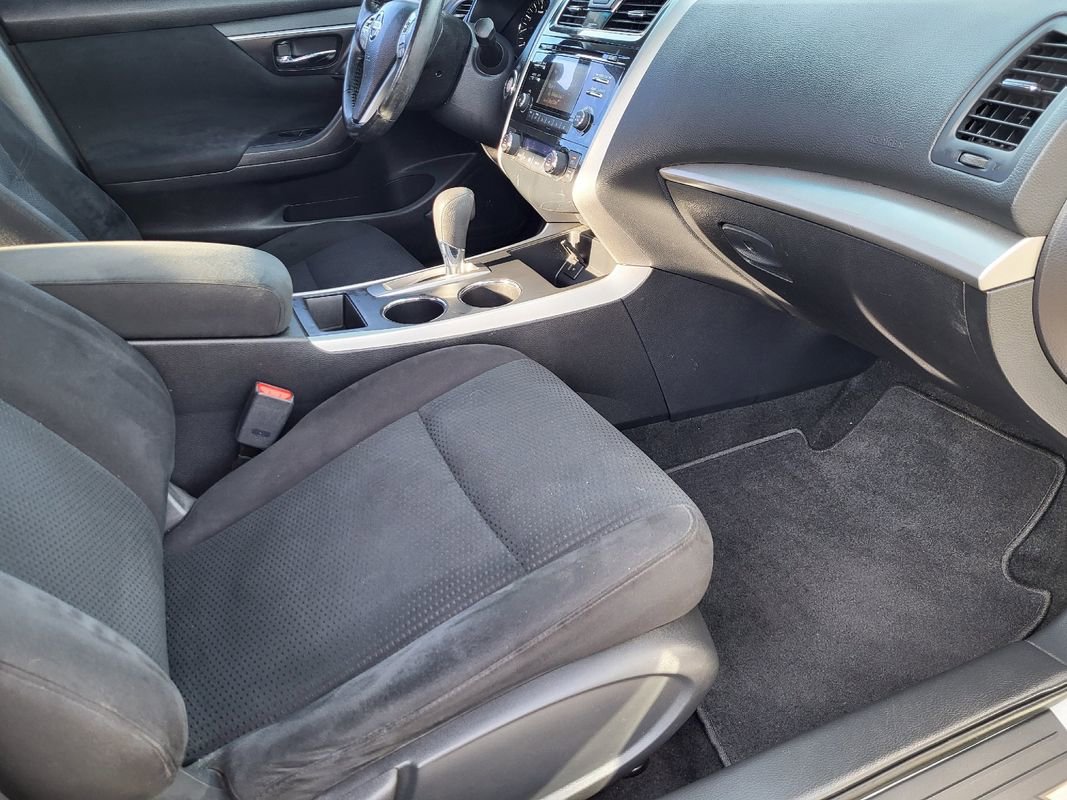 Used 2015 Nissan Altima 2.5 SV image 21