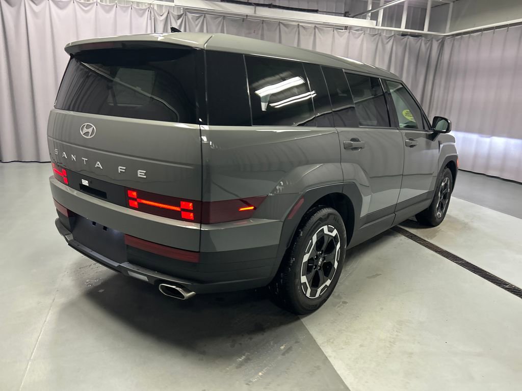 Used 2026 Hyundai Santa Fe SE image 7
