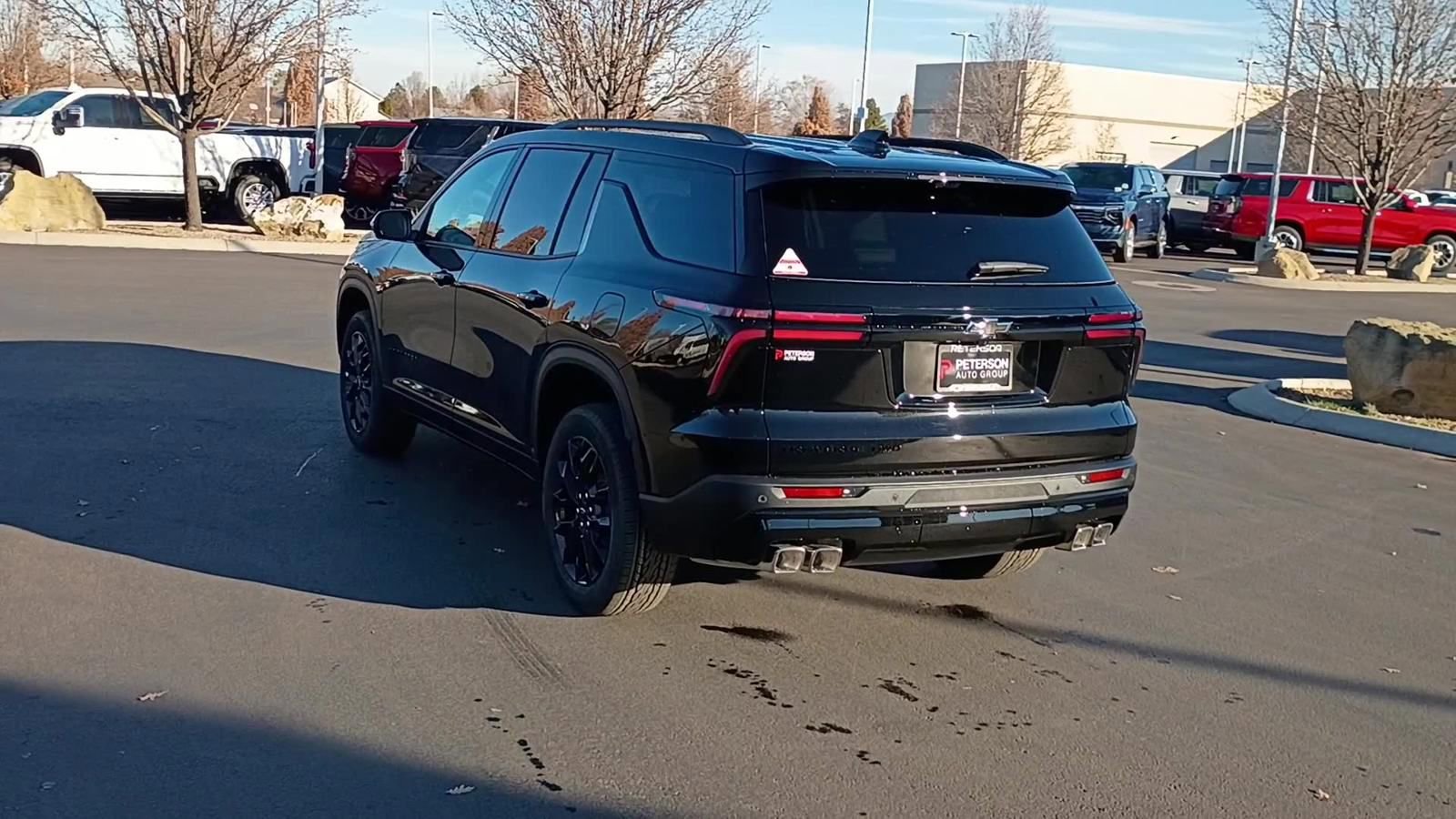 New 2026 Chevrolet Traverse LT w/ Midnight/Sport Edition image 2