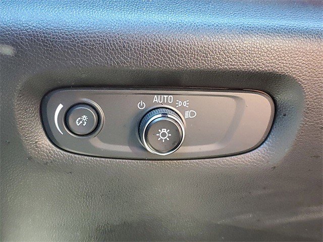 Certified 2023 Chevrolet Traverse RS image 21