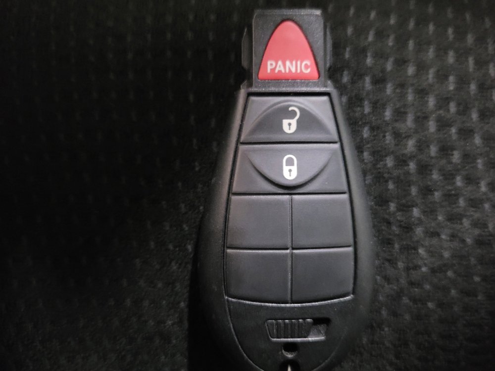 Used 2018 Dodge Grand Caravan SE w/ UConnect Hands-Free Group FWD image 32