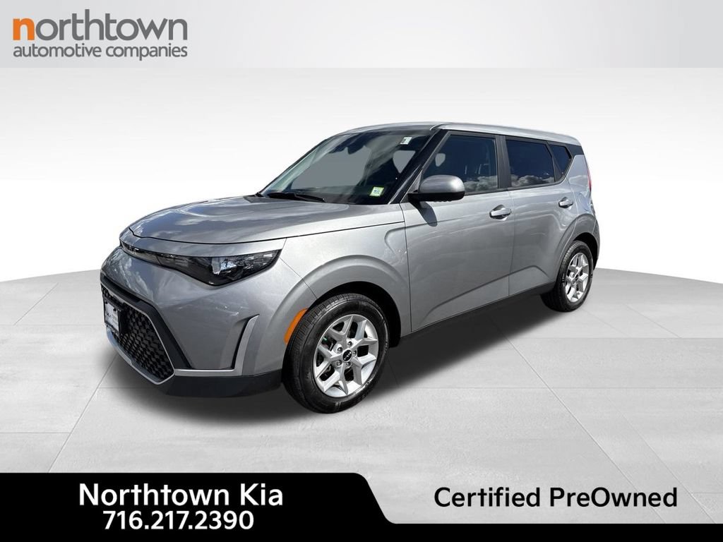Certified 2023 Kia Soul LX w/ Option Group 015 FWD image 1
