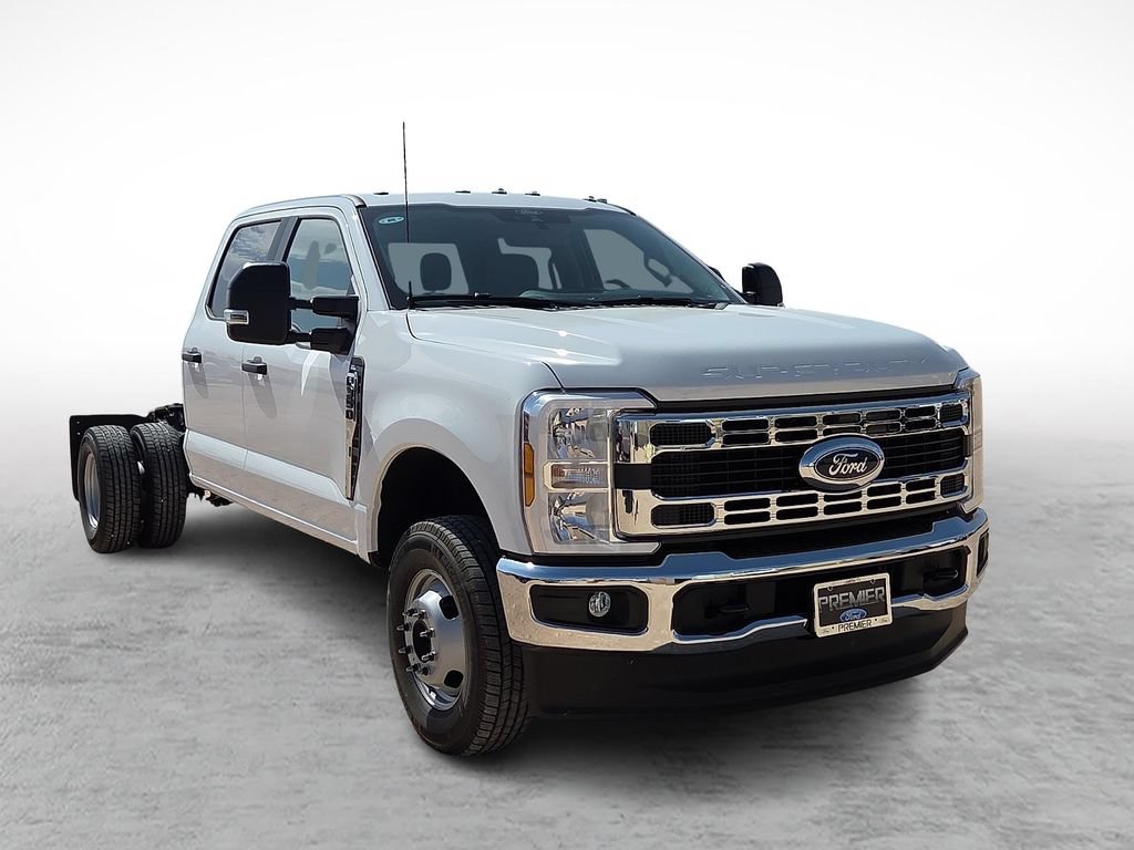 New 2026 Ford F350 XL w/ XL Chrome Package