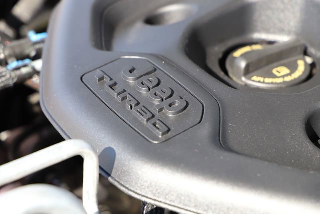 Used 2023 Jeep Grand Cherokee 4WD 4xe image 5