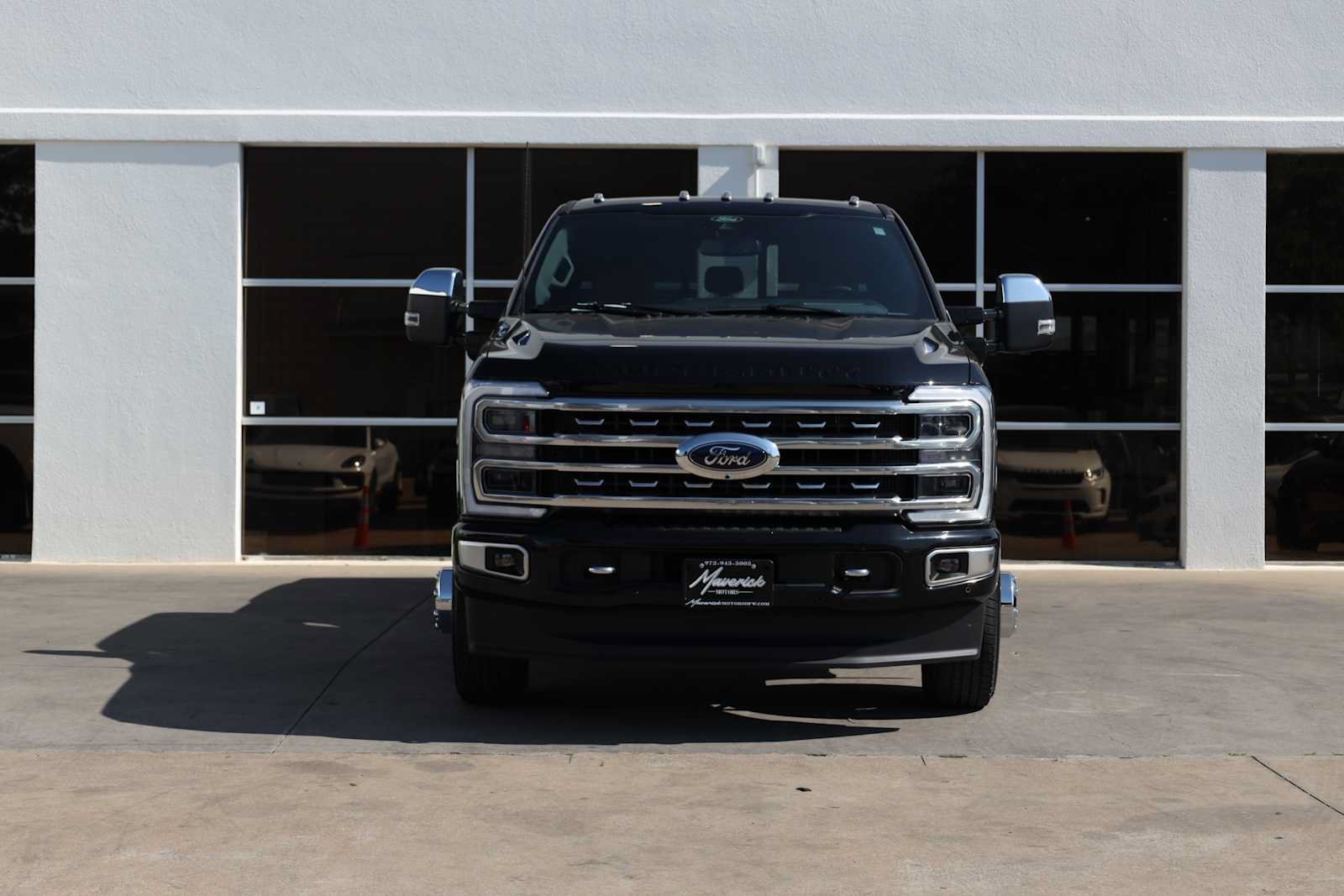 Used 2024 Ford F350 Platinum AWD/4WD image 6
