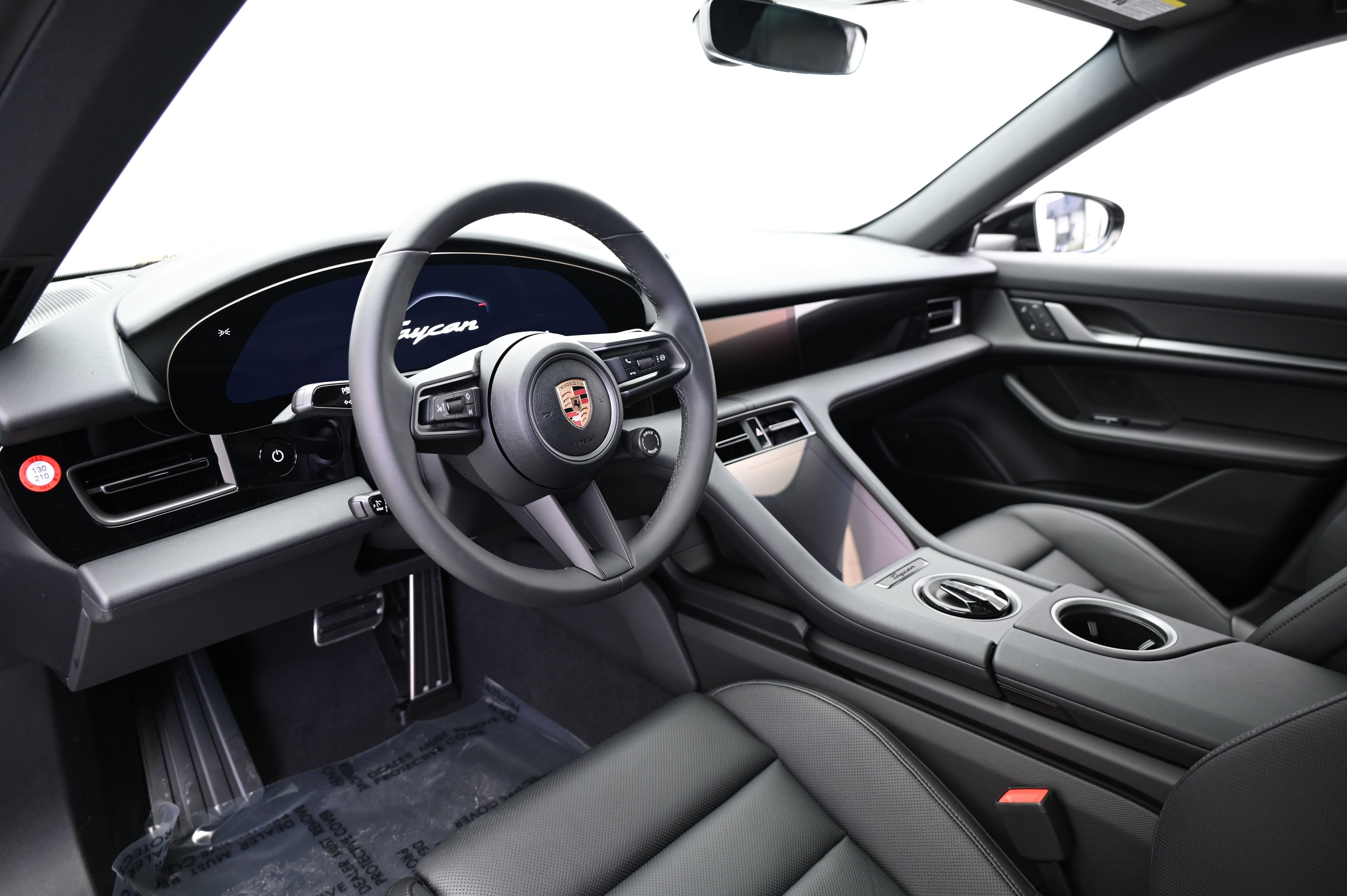 Used 2025 Porsche Taycan image 35