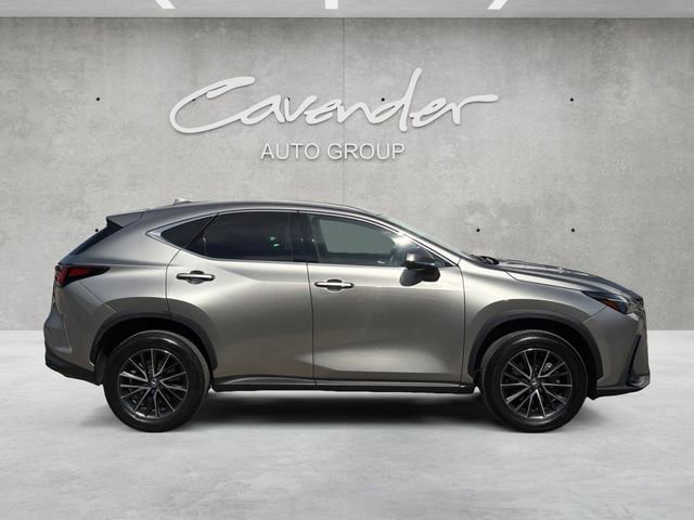 Used 2024 Lexus NX 250 FWD w/ Towing Package (2000 Lbs) image 17