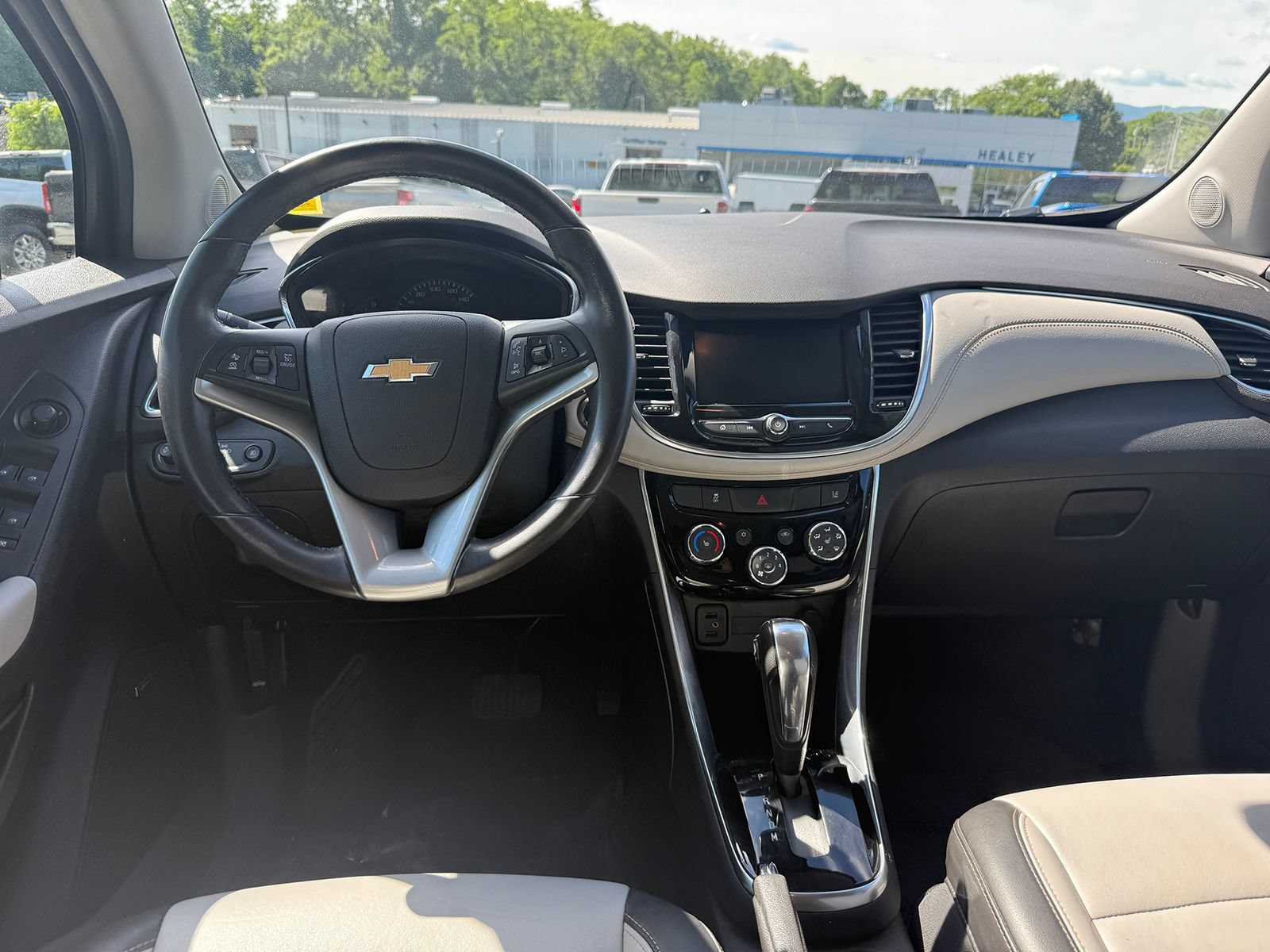 Certified 2020 Chevrolet Trax Premier AWD/4WD image 19