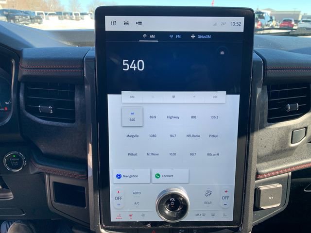 Used 2022 Ford Expedition Max Limited image 34