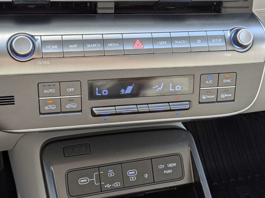 Certified 2026 Hyundai Kona Limited FWD image 28
