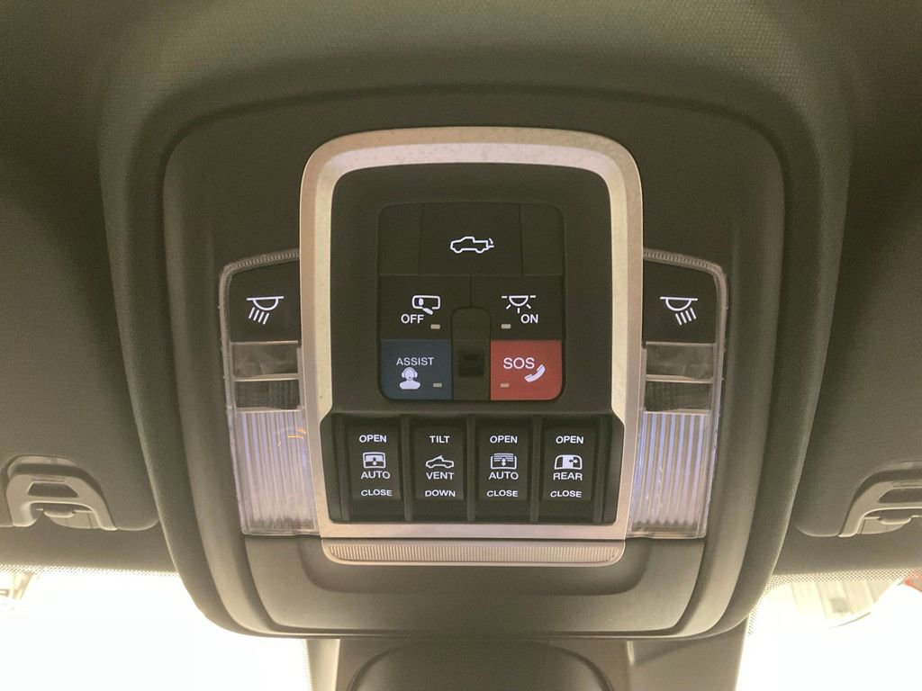 Used 2019 RAM 1500 Limited AWD/4WD image 31