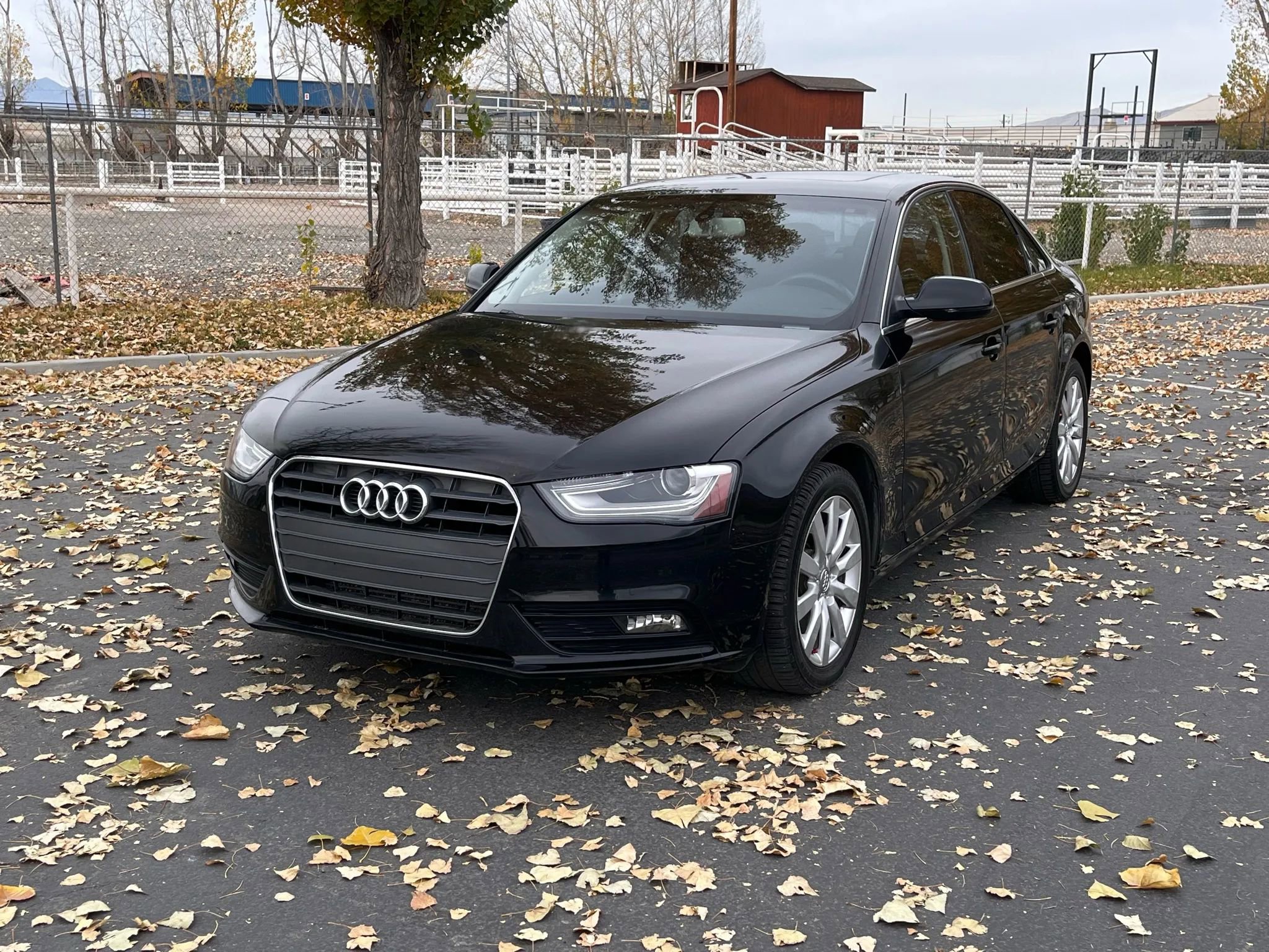 Used 2013 Audi A4 2.0T Premium w/ Convenience Pkg image 2