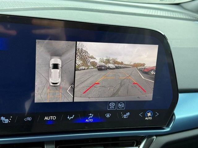 New 2026 Chevrolet Equinox EV LT image 14