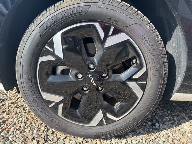 Used 2023 Kia Niro Wave image 7