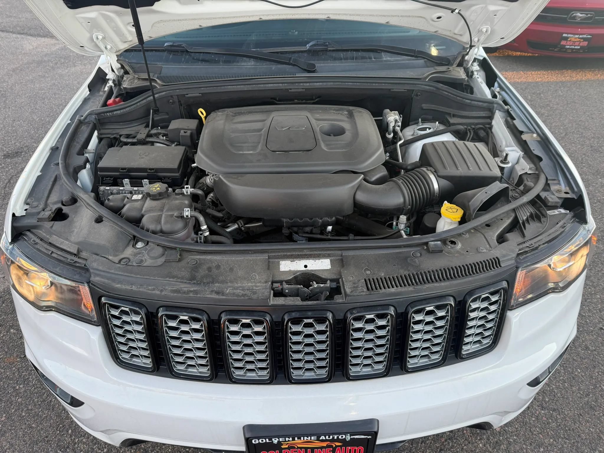 Used 2020 Jeep Grand Cherokee Altitude AWD/4WD image 27