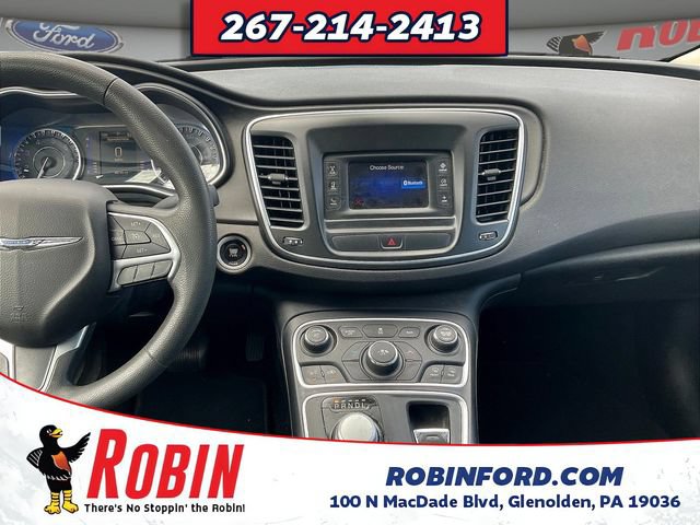 Used 2016 Chrysler 200 Limited FWD image 11