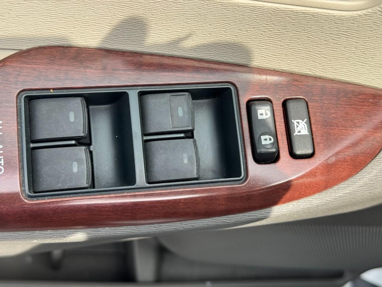 Used 2014 Toyota Sienna XLE FWD image 20