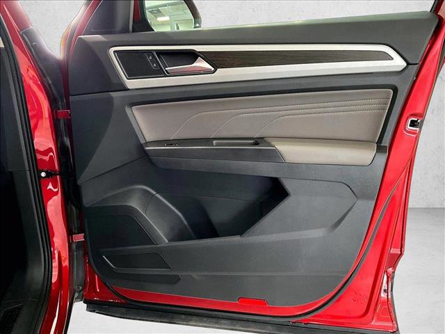 Used 2022 Volkswagen Atlas SE w/ Panoramic Sunroof Package FWD image 19