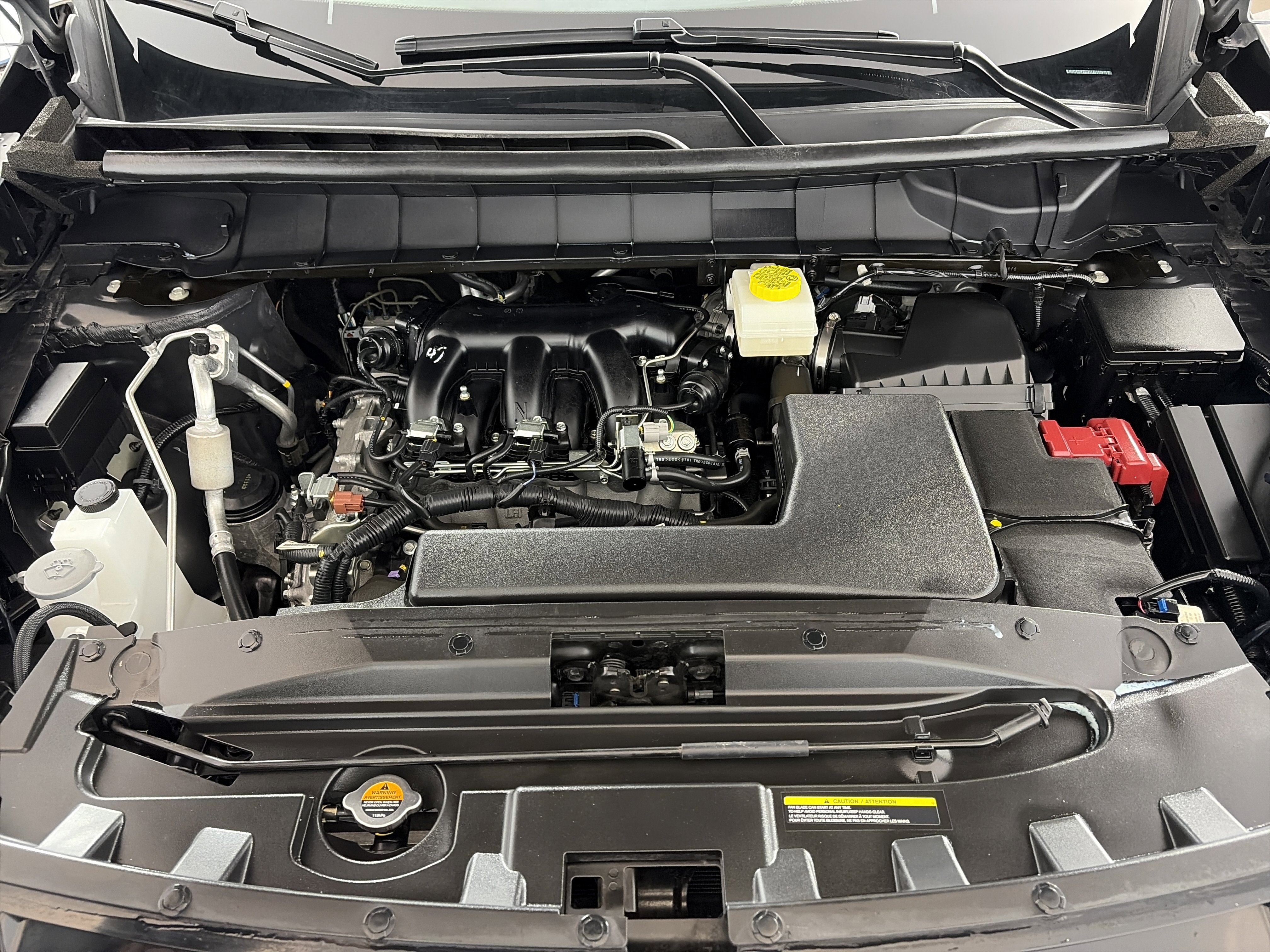 Certified 2025 Nissan Pathfinder Platinum w/ Cargo Package image 12