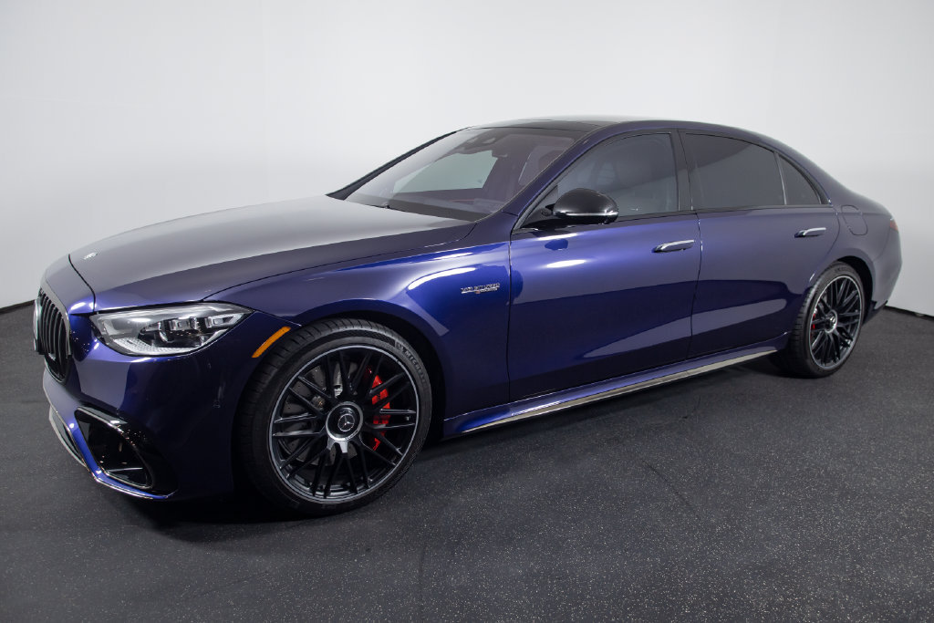 Used 2025 Mercedes-Benz S 63 AMG S image 4