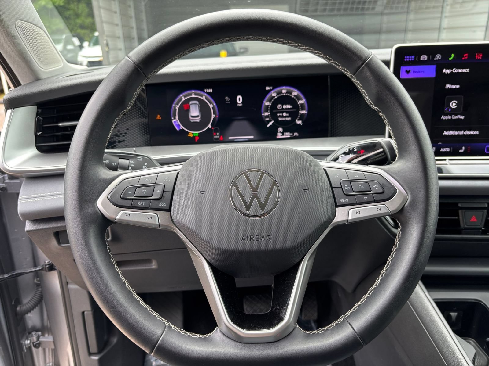 Used 2026 Volkswagen Tiguan SE AWD/4WD image 28