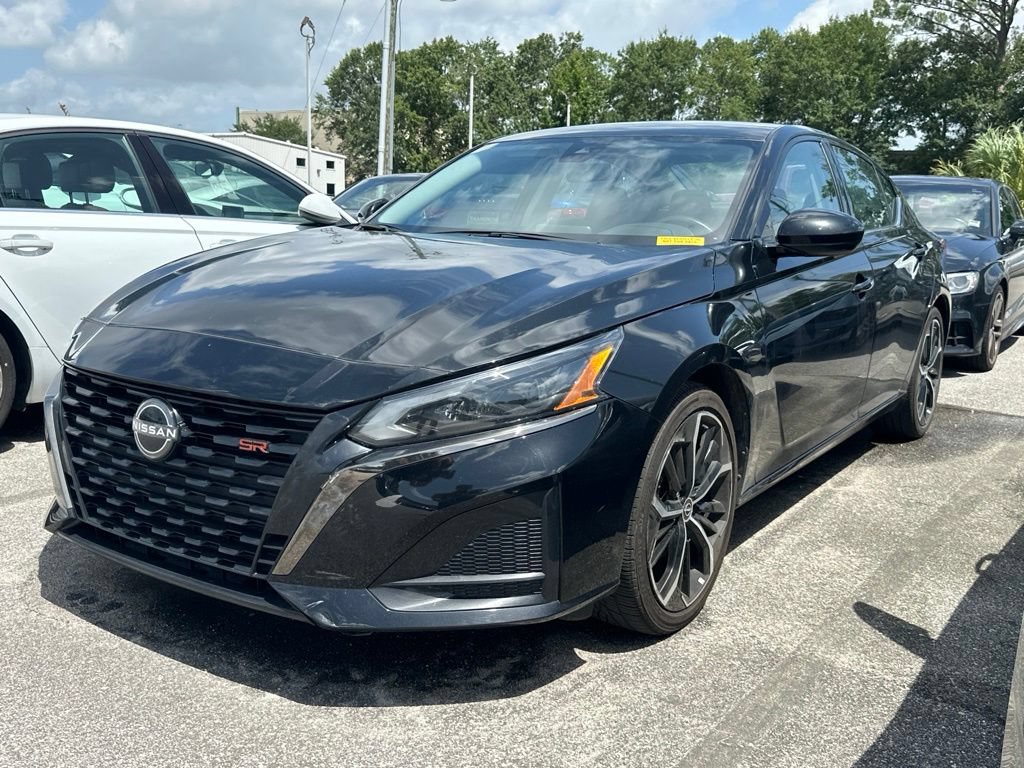 Used 2024 Nissan Altima 2.5 SR