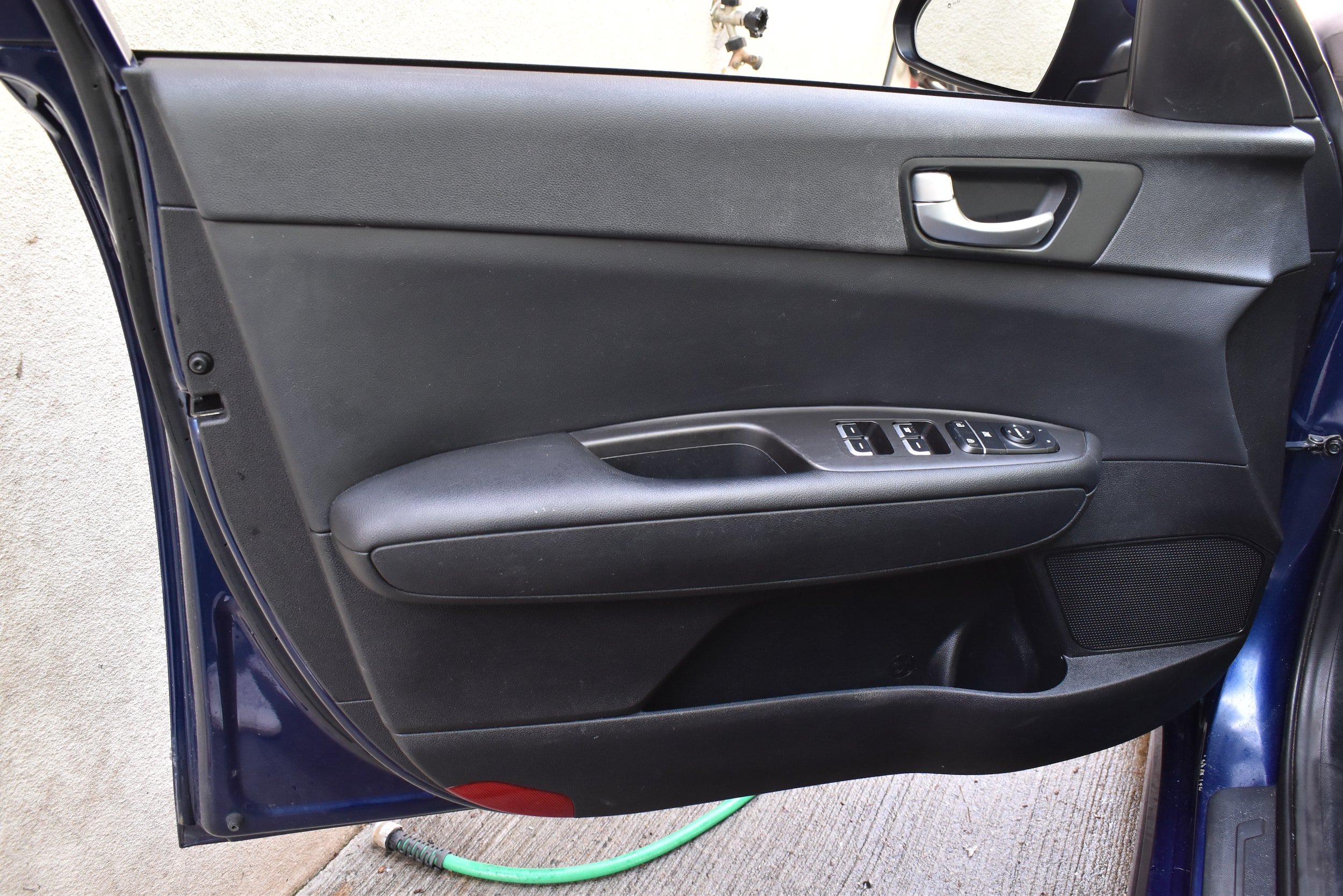 Used 2018 Kia Optima S w/ Panoramic Sunroof Package FWD image 23