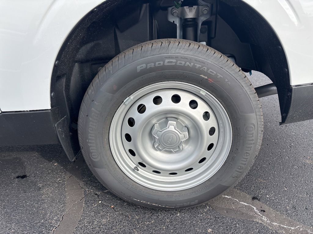 New 2025 Ford Maverick XL w/ Equipment Group 101A image 10