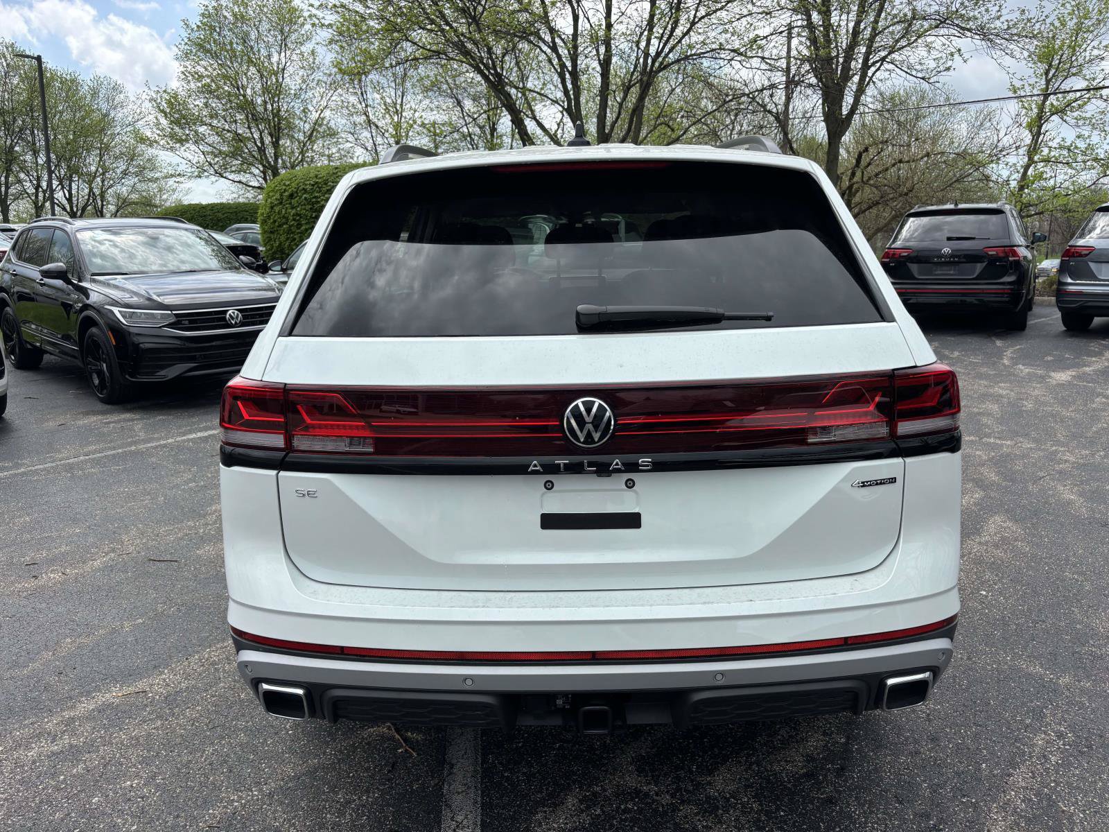 New 2026 Volkswagen Atlas Peak Edition AWD/4WD image 6