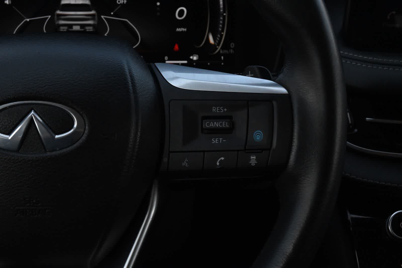 Certified 2023 INFINITI QX60 Luxe AWD/4WD image 11