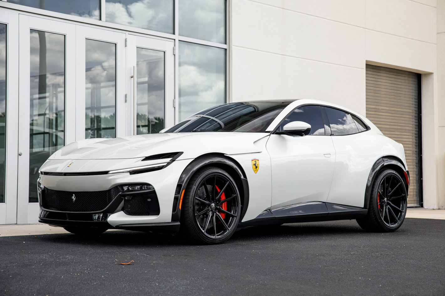 Used 2025 Ferrari Purosangue AWD/4WD image 5