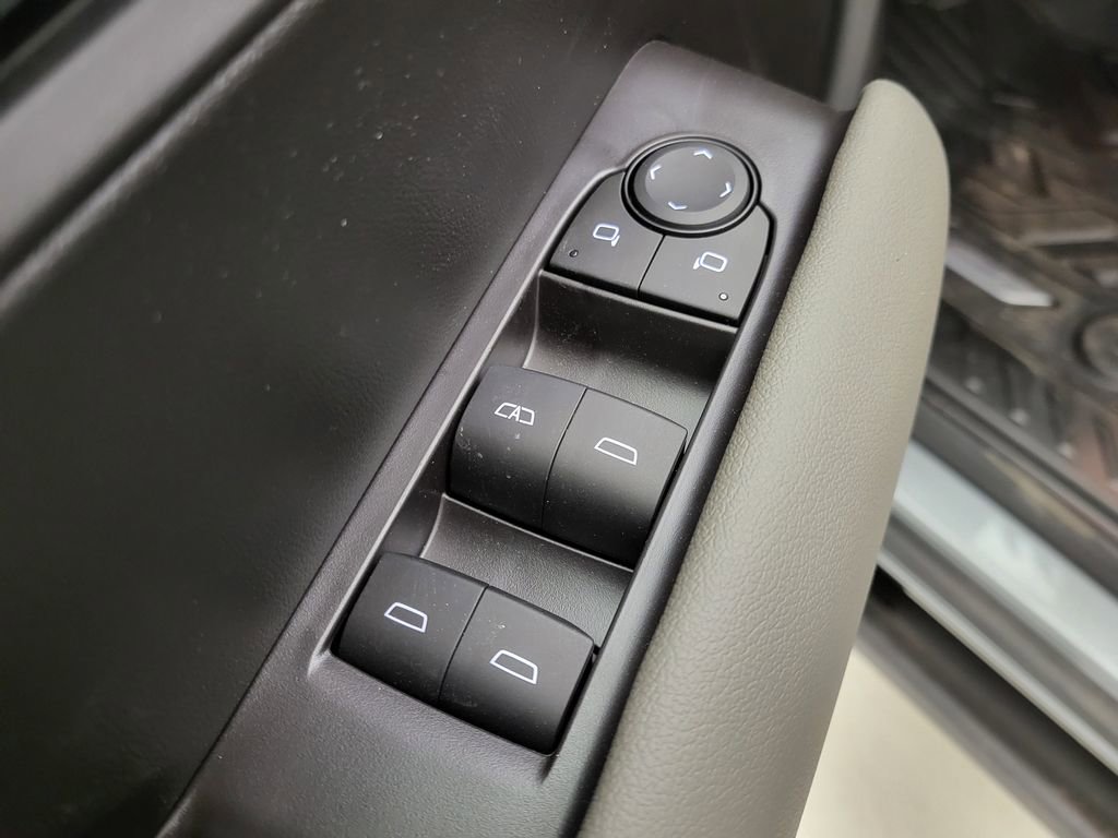 New 2026 Chevrolet Colorado ZR2 w/ Technology Package image 33