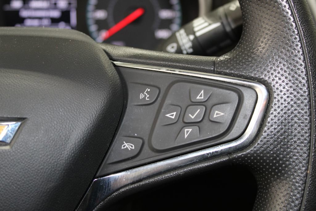 Used 2024 Chevrolet Malibu LT image 32