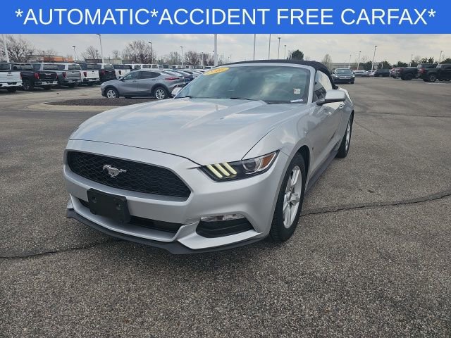 Used 2016 Ford Mustang Convertible image 8