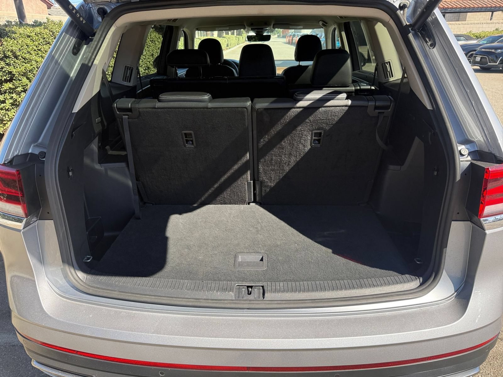 Used 2026 Volkswagen Atlas SE FWD image 31