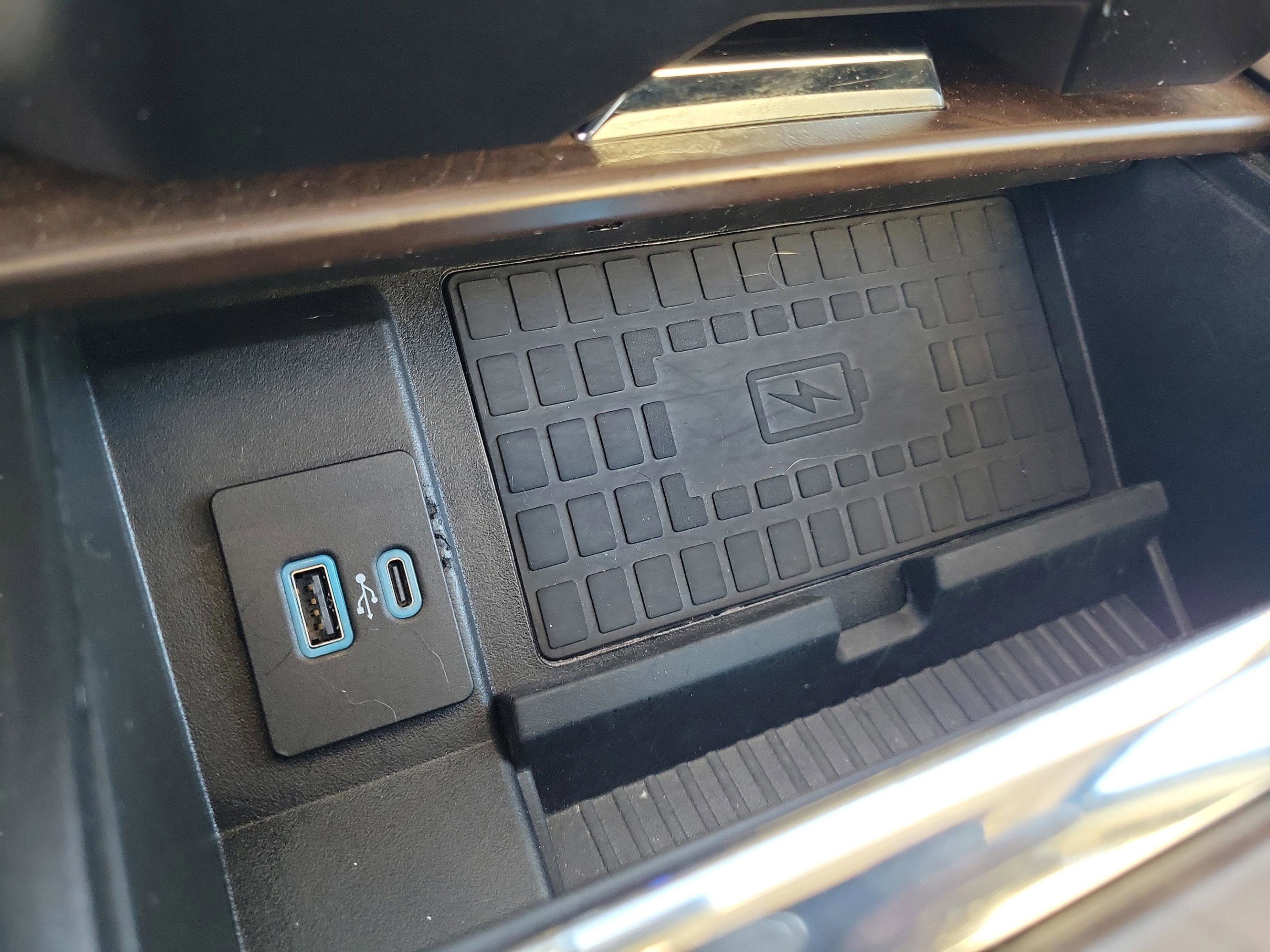 Used 2020 Ford Expedition Platinum image 35