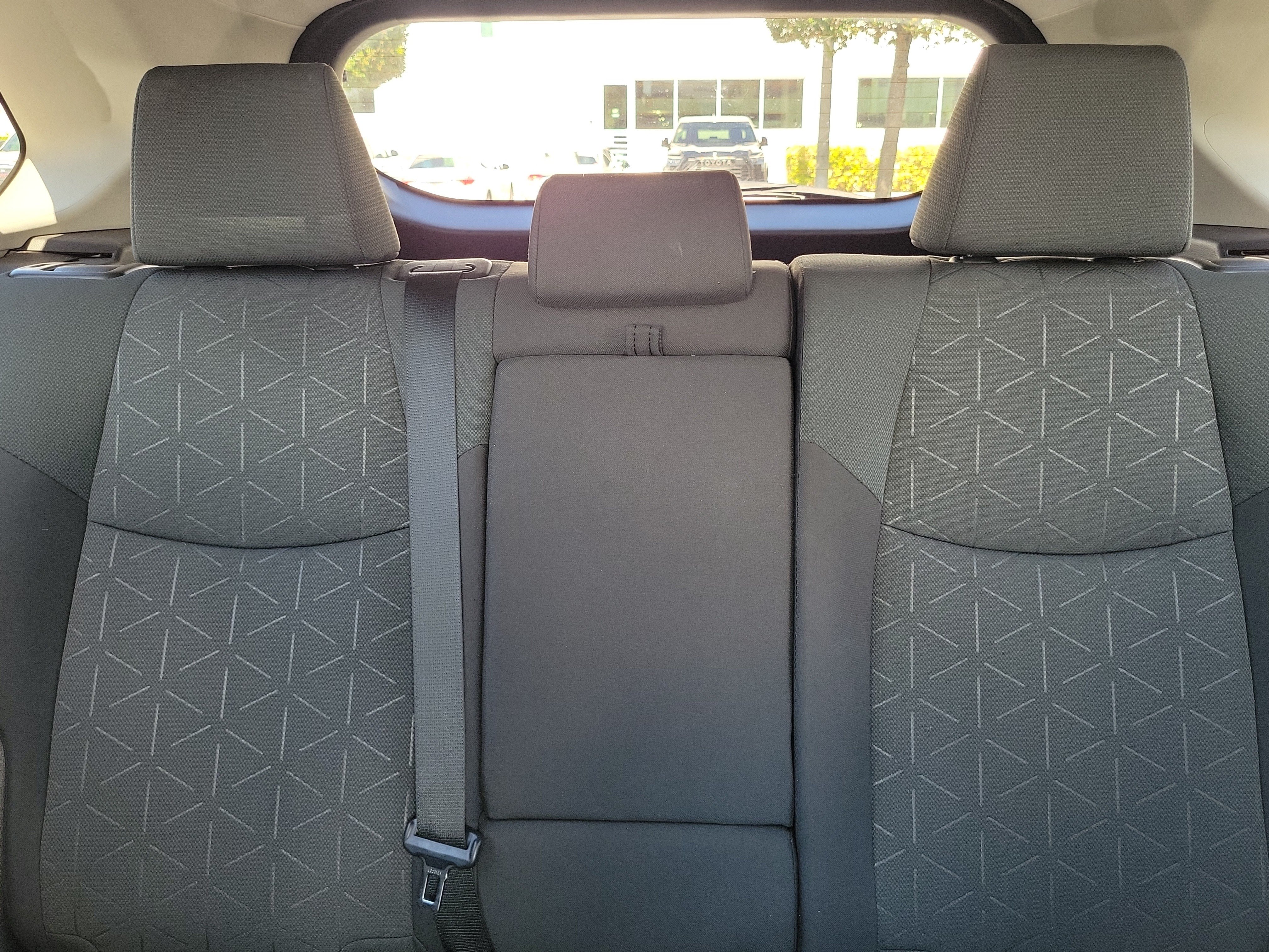 Used 2023 Toyota RAV4 XLE FWD image 21