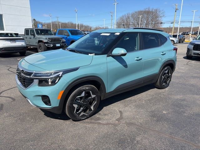Used 2025 Kia Seltos EX image 2