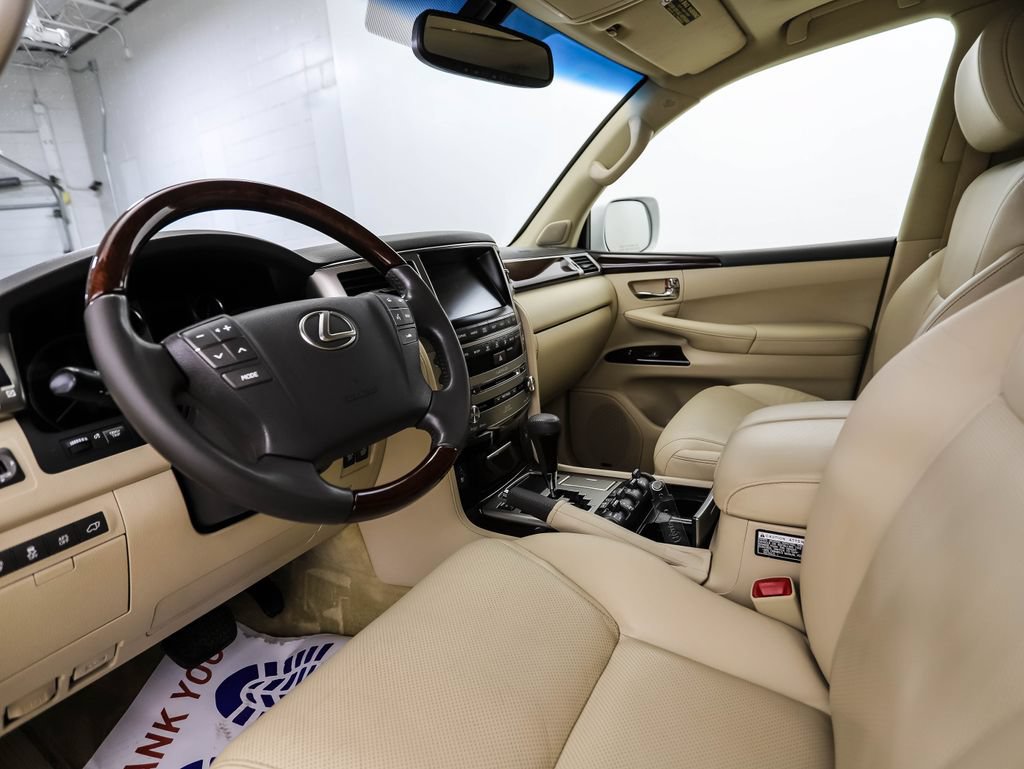 Used 2015 Lexus LX 570 4WD image 10