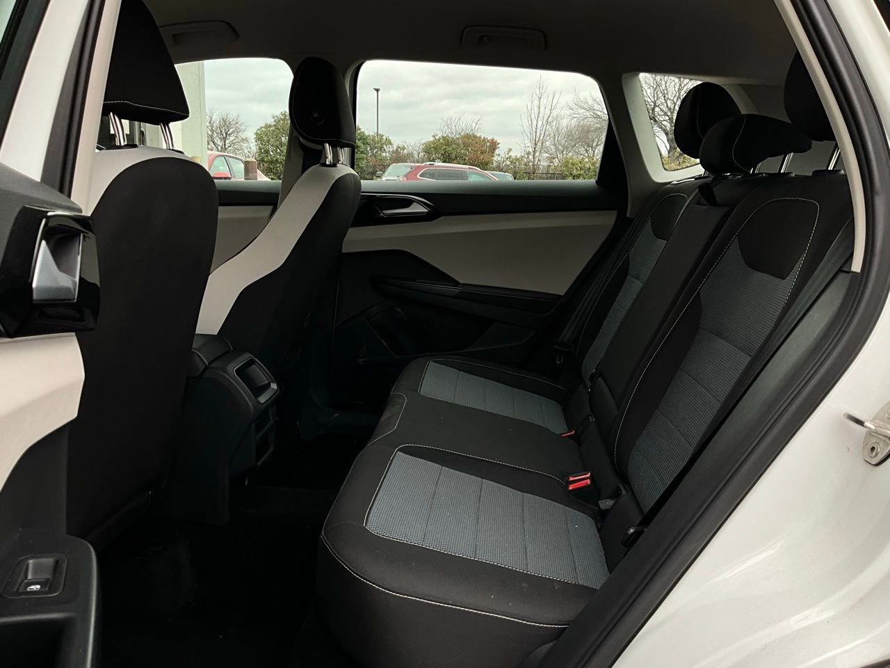 Used 2025 Volkswagen Taos S image 11