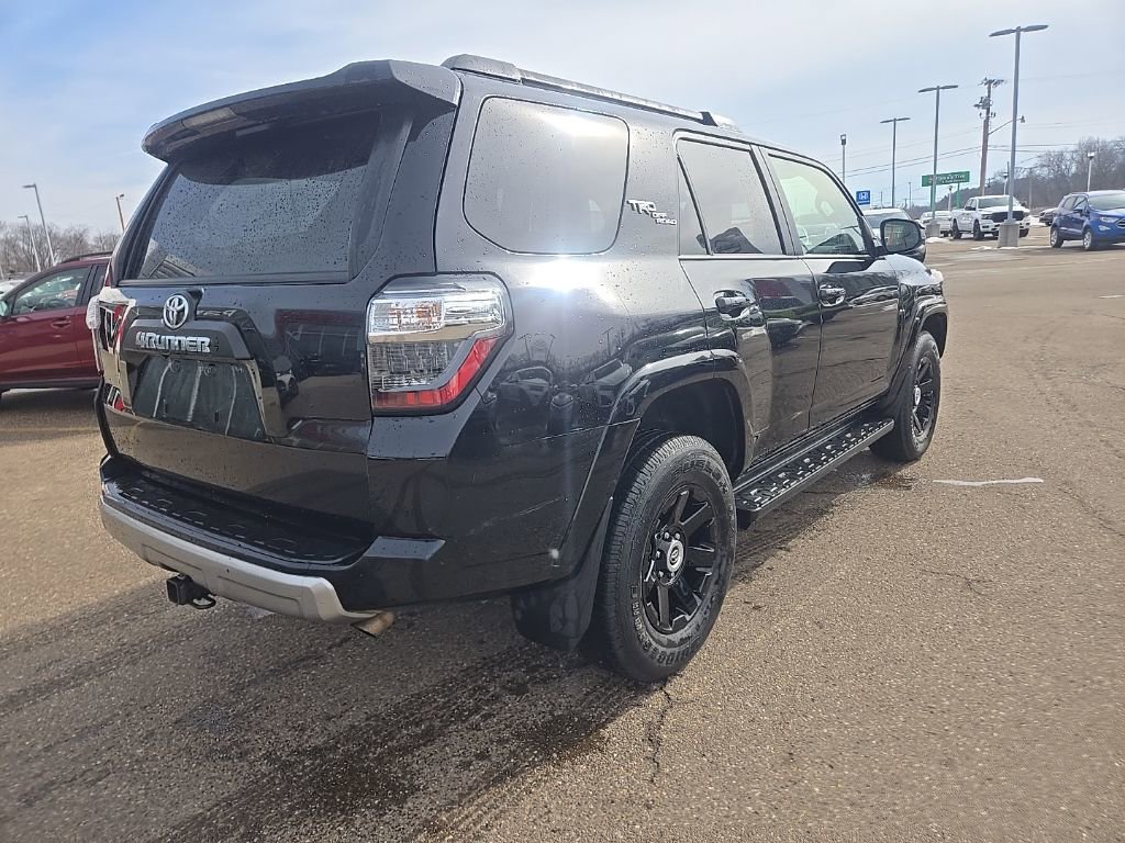 Used 2024 Toyota 4Runner TRD Off-Road image 7