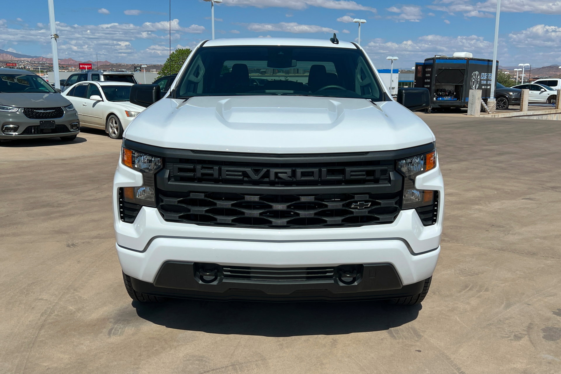 New 2026 Chevrolet Silverado 1500 Custom w/ LPO, Dark Essentials Package AWD/4WD image 9