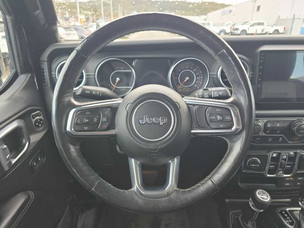 Used 2018 Jeep Wrangler Unlimited Sahara image 11