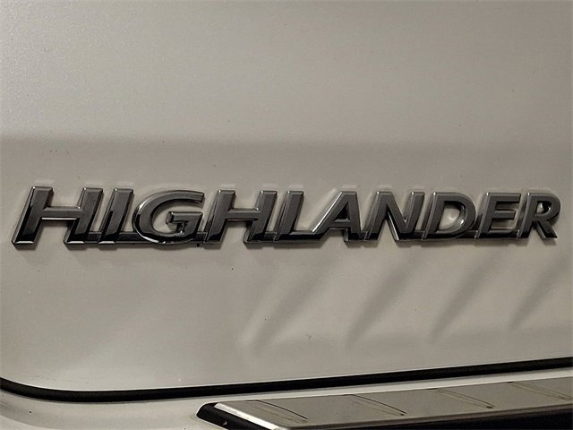 Used 2019 Toyota Highlander XLE image 31