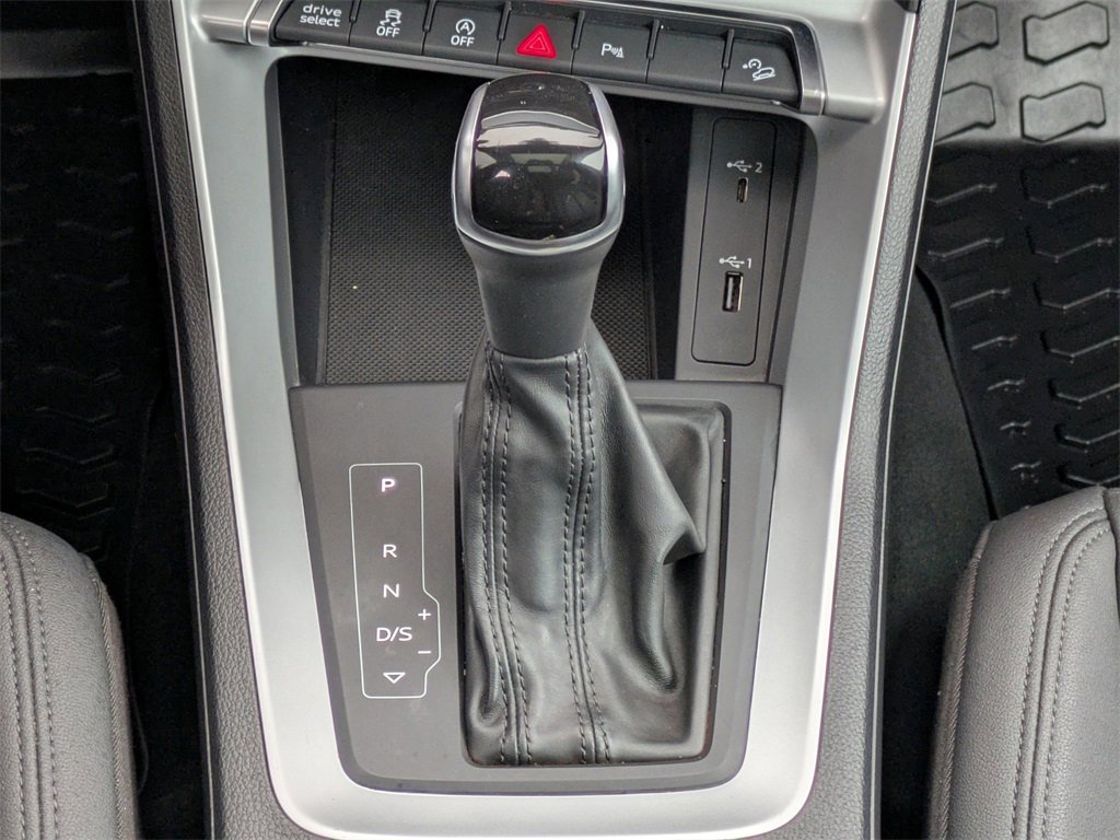 Used 2020 Audi Q3 2.0T Premium w/ Convenience Package image 18