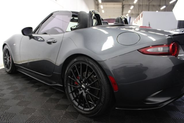 Used 2016 MAZDA MX-5 Miata Club w/ Brembo/BBS Package RWD image 9