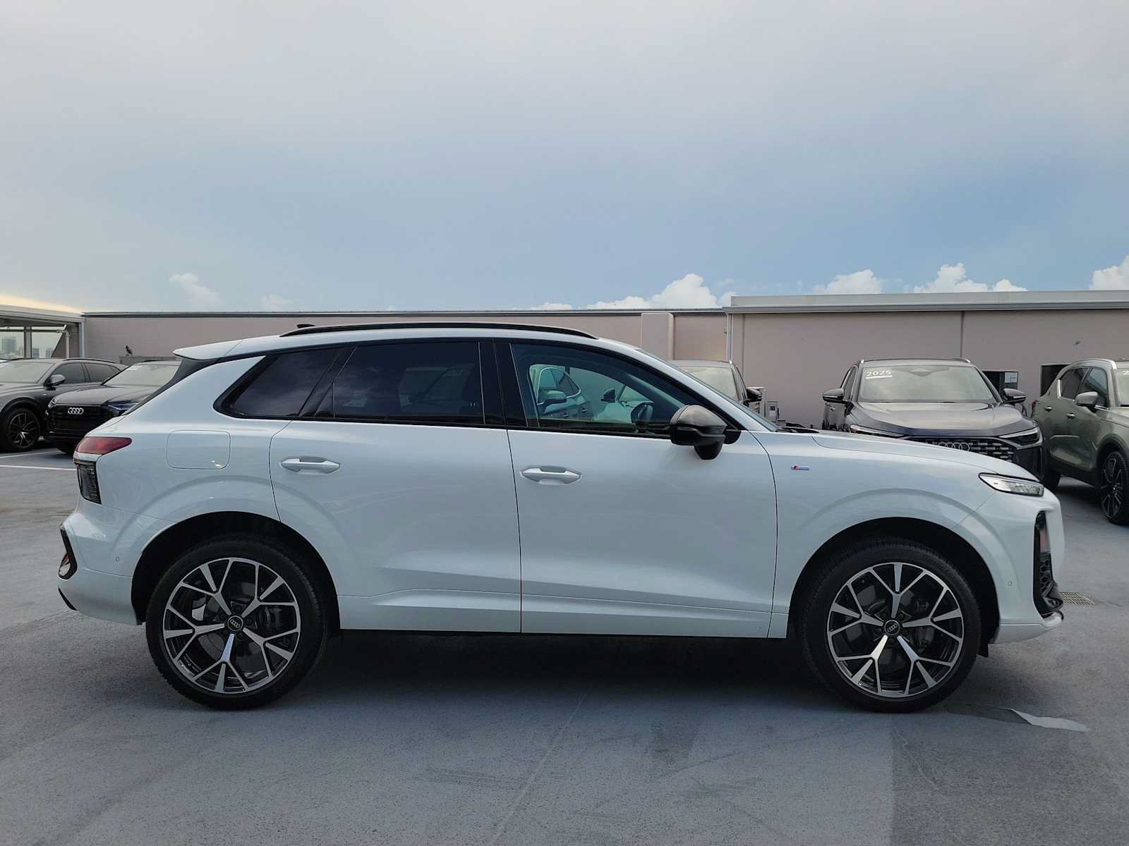 Certified 2026 Audi Q3 quattro 2.0T AWD/4WD image 7